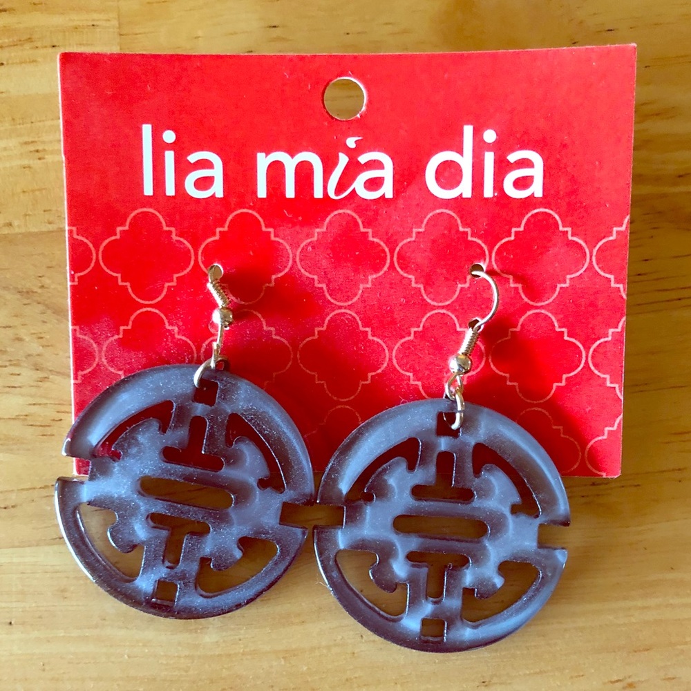 Lia Mia Dia earrings never worn!